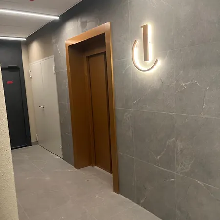Wave Apartment *